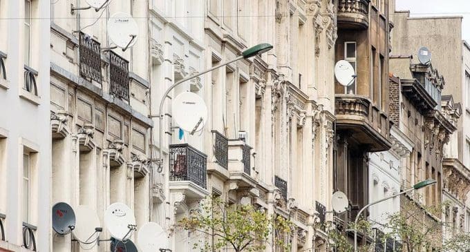 Interdiction de l’installation des antennes paraboliques sur les façades des bâtiments