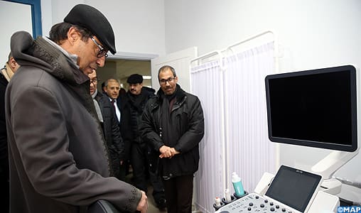 Vague de froid : Abdelkader Amara visite le centre hospitalier provincial d’Azrou
