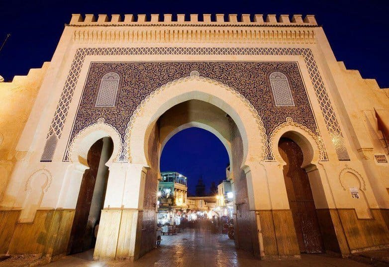 32e journée nationale de l’architecte: Mise en lumière à Fès de la porte Bab Boujloud