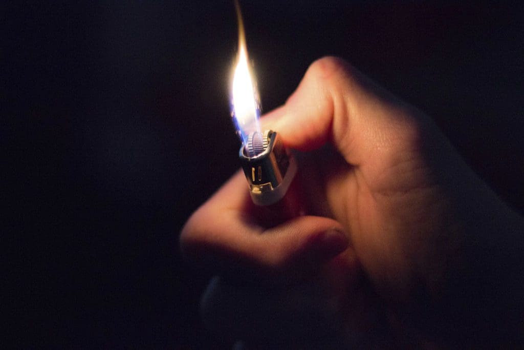 Une jeune femme brûlée vive par son fiancé à Nador