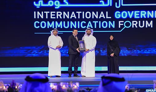 Mustapha El Khalfi honoré aux Emirats arabes-unis