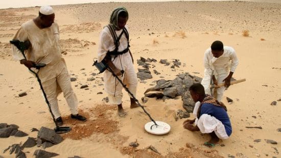 Chercheurs d’or à Dakhla: le Pacha d’Aousserd accorde un délai de 48 heures pour quitter la zone militaire