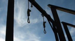 Rabat: Peine de mort à l’encontre d’un détenu accusé de mutilation de cadavre et homicide volontaire