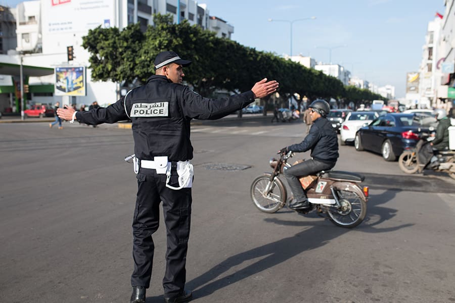 Promotion exceptionnelle d’un policier grièvement blessé dans l’exercice de ses fonctions