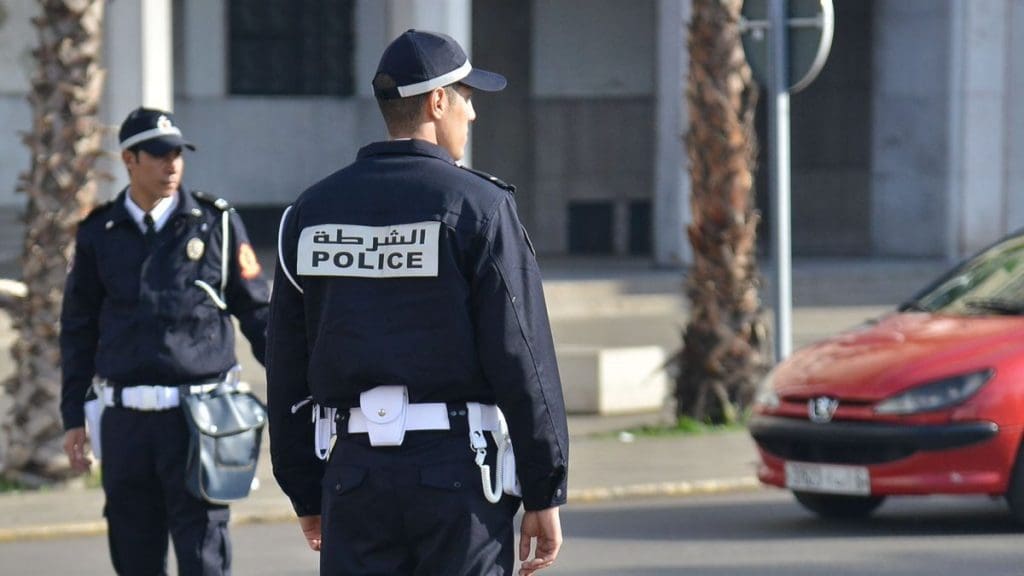 Benguerir : deux fils de péjidistes agressent un brigadier de police en plein après-midi