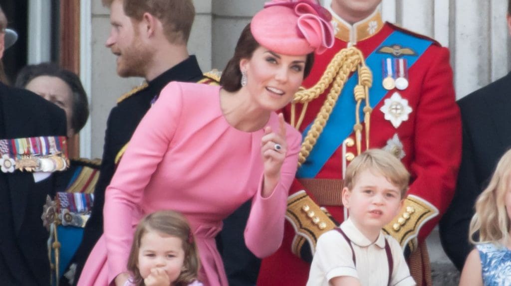 Royaume-Uni : Kate Middleton, épouse du prince William, a donné naissance à un garçon