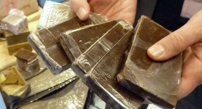 Bab Sebta: saisie de 20 kilos de Chira cachés dans un réservoir de voiture d’un ressortissant espagnol
