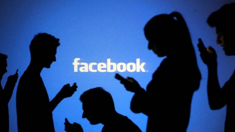 Facebook : le réseau social de moins en moins populaire auprès des jeunes