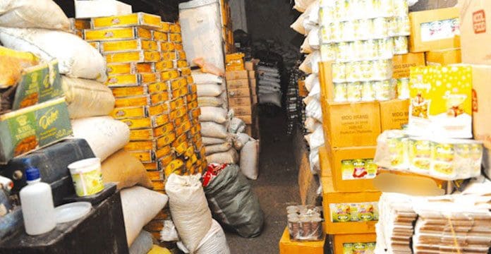Fès-Meknès : saisie et destruction de 25 tonnes de produits alimentaires impropres à la consommation