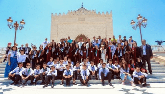 Des enfants d’Al Qods visitent le mausolée Mohammed V