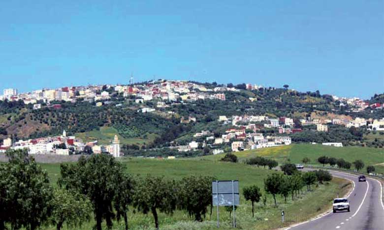 Taounate: lancement des travaux de réalisation d’une Maison de l’étudiante à Timdit