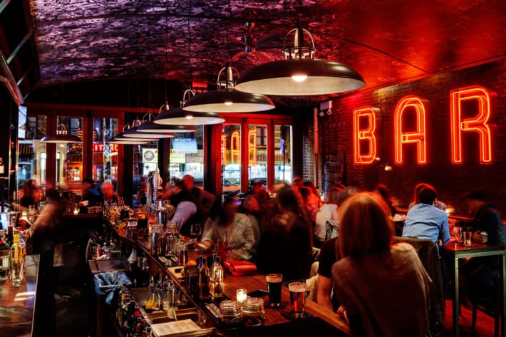 Le ministère de l’Intérieur enquête sur 800 bars et restaurants à Casablanca