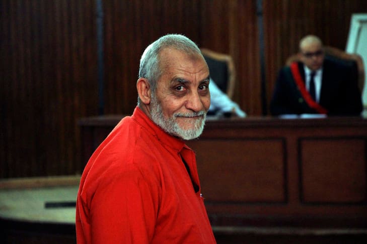 Egypte: Prison à vie pour le guide suprême des «Frères musulmans»