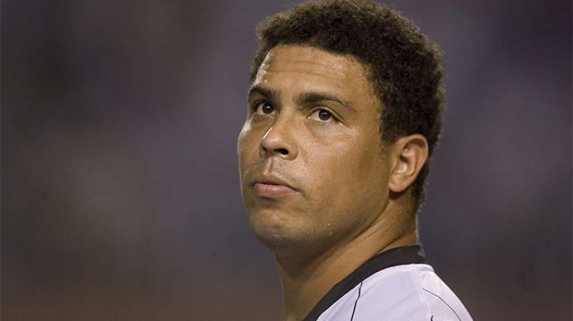 Le brésilien Ronaldo hospitalisé en soins intensifs