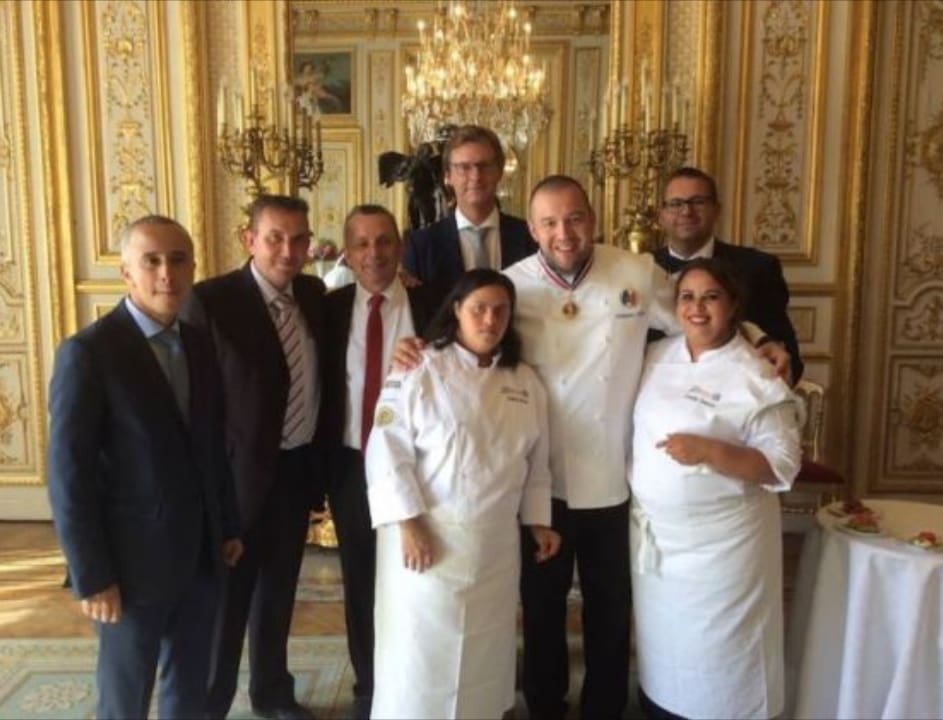 Une Marocaine trisomique reçue avec les honneurs à l’Elysée