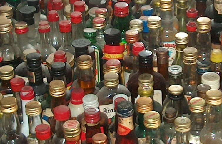 Tanger: des boissons alcoolisées et aliments périmés saisis dans plusieurs restaurants classés