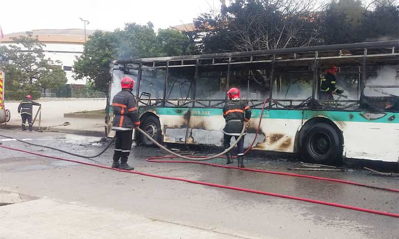 Un bus a pris feu à Casablanca