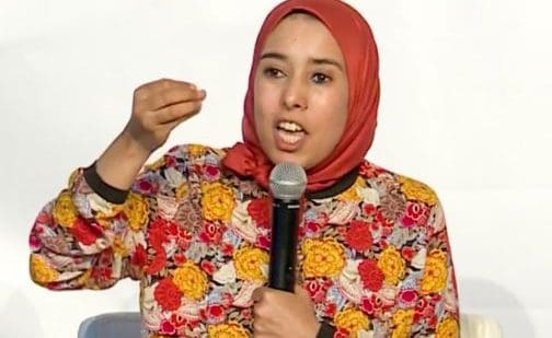 Maa El Ainine offre aux marocains sa photo la plus attendue « entrain de danser à Paris »