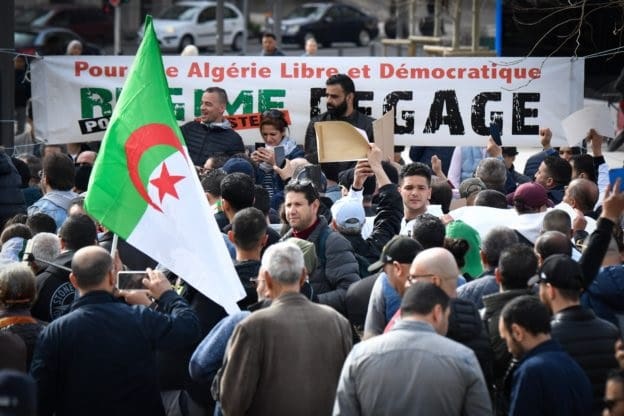 L’élection présidentielle algérienne ne parvient pas à éteindre la colère populaire