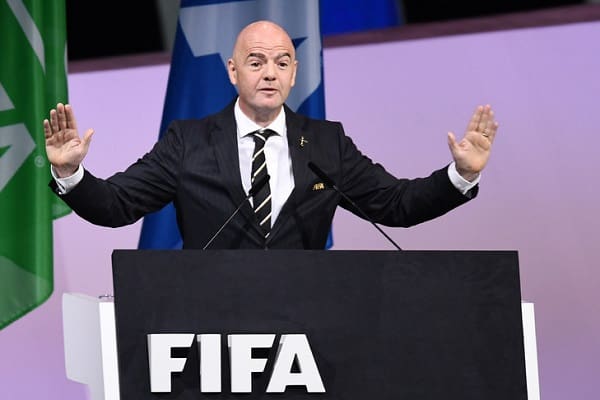 Mondial biennal : la FIFA convoque un sommet le 20 décembre