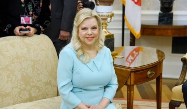 Sara Netanyahu plaide coupable pour mauvais usage de fonds publics
