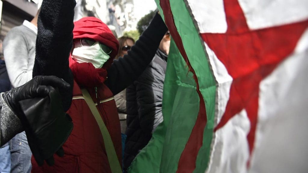 Algérie : les étudiants toujours en marche contre le pouvoir