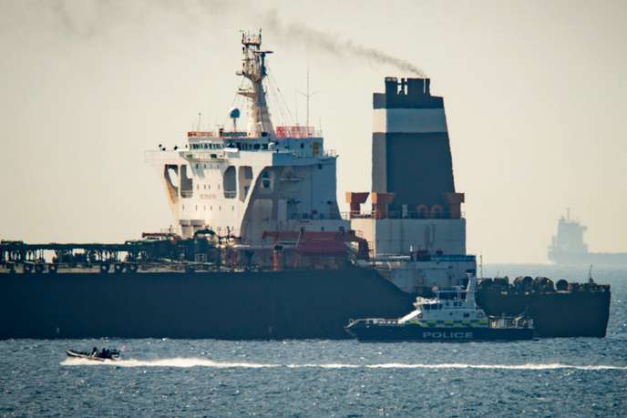Iran : naufrage d’un cargo émirati, 16 membres d’équipage sauvés, les recherches se poursuivent