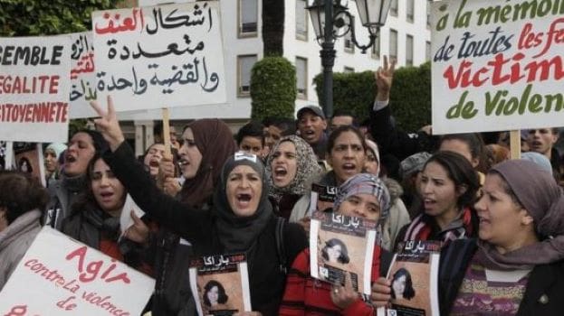 L’Union de l’Action féministe lance une campagne contre la violence faite aux femmes et pointe le gouvernement du doigt