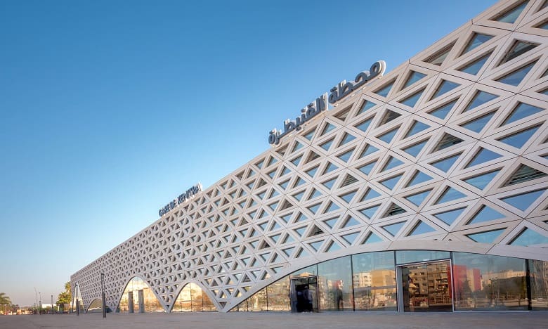 La gare de Kénitra reçoit le Prix de Versailles d’Architecture et de Design