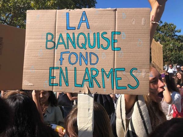 La jeunesse se mobilise dans la plus grande manifestation pour le climat dans le monde