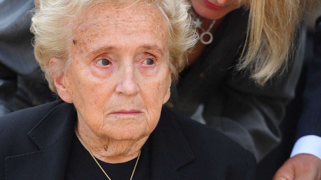 Le Souverain adresse un message de condoléances à Bernadette Chirac