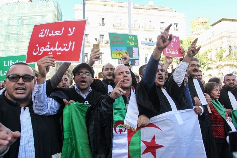 Algérie : juges et procureurs en grève ouverte contre les manœuvres de l’Exécutif