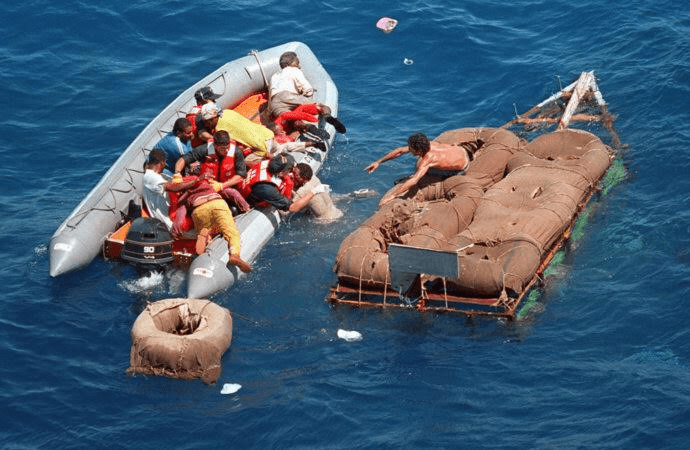 Lanzarote : le bilan d’un naufrage de migrants s’aggrave à neuf morts