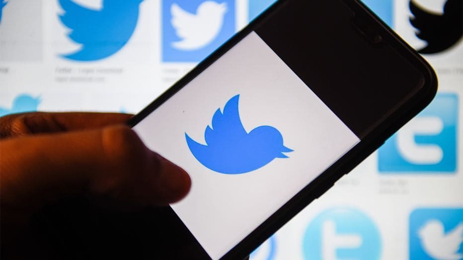 Elon Musk s’empare de Twitter pour environ 44 milliards de dollars