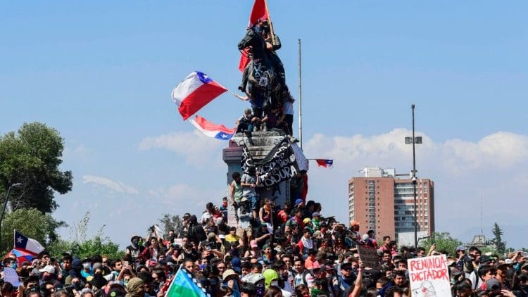 Chili : accord historique pour mettre fin à l’héritage politique de Pinochet