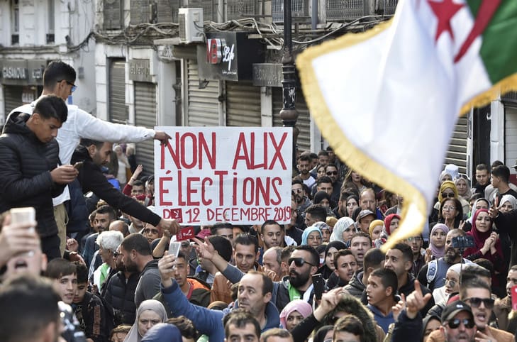 Algérie : la présidentielle de 2019 enregistre le taux de participation le plus faible de tous les scrutins de l’histoire du pays