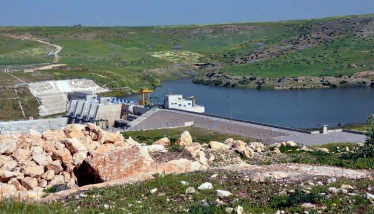 Mort de poissons au barrage Ahmed El-Hansali : les explications de l’Agence du Bassin Hydraulique de l’Oum Errabia