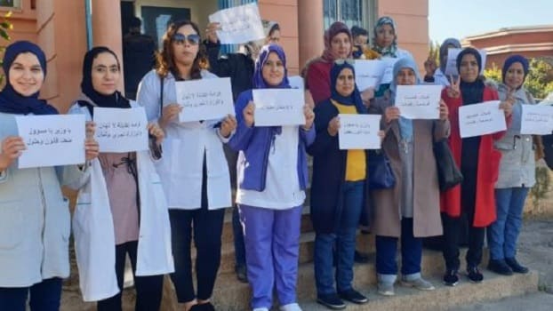 Les sages-femmes manifestent pour faire valoir leurs droits