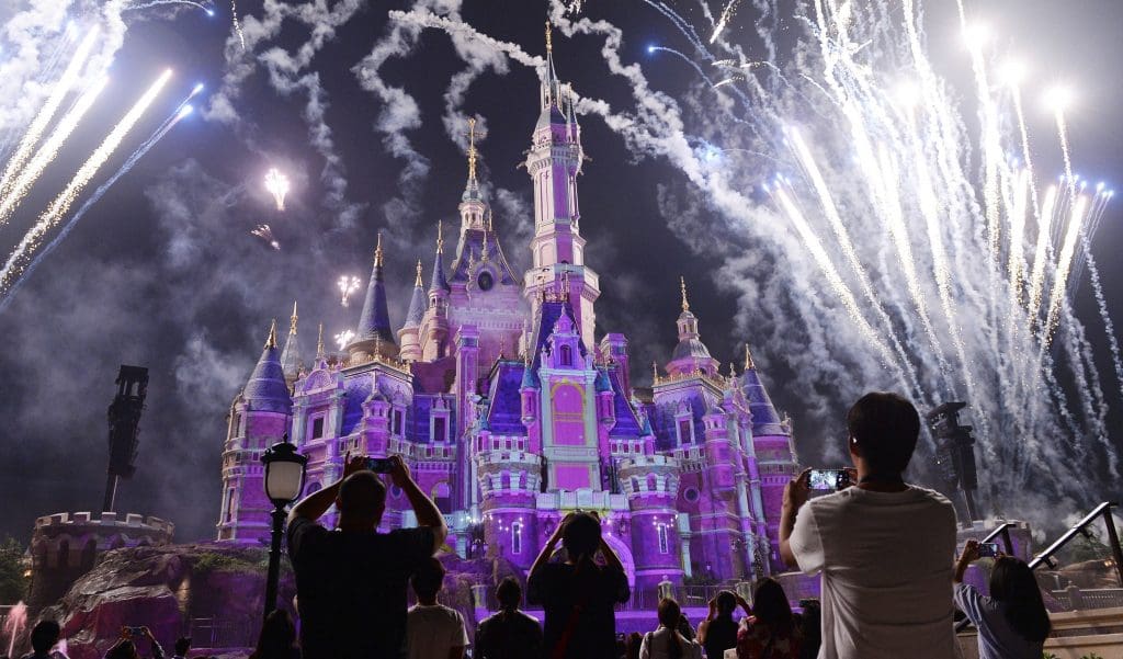 Coronavirus : la Grande muraille de Chine et Disneyworld Shangai fermés à cause de l’épidémie
