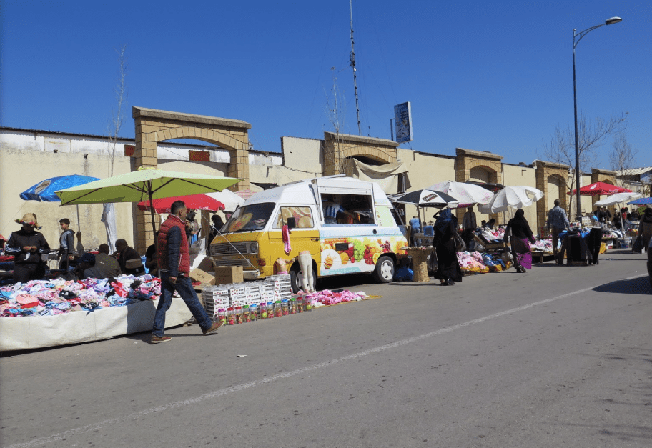 Tanger : les marchands ambulants chassés du souk semi-urbain de Casabarata
