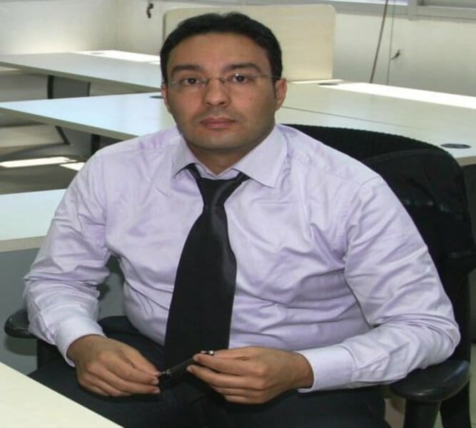Grave crise interne au quotidien arabophone Akhbar Al-Yaoum