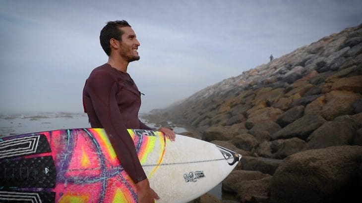 Championnat du monde de surf : Ramzi Boukhiam remporte l’étape de Hang Loose au Brésil