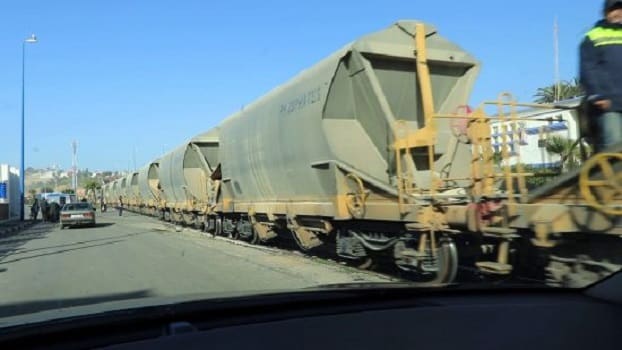 Safi : un train de marchandises prend feu