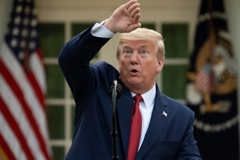Coronavirus : les États-Unis autorisent la chloroquine à l’hôpital, Trump décrédibilise la science