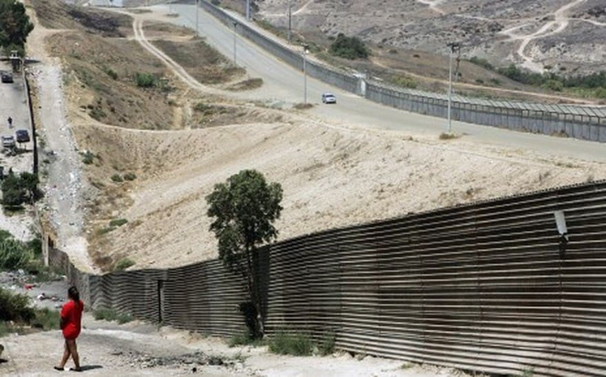 Fermeture de la frontière Etats-Unis-Mexique aux « voyages non essentiels »