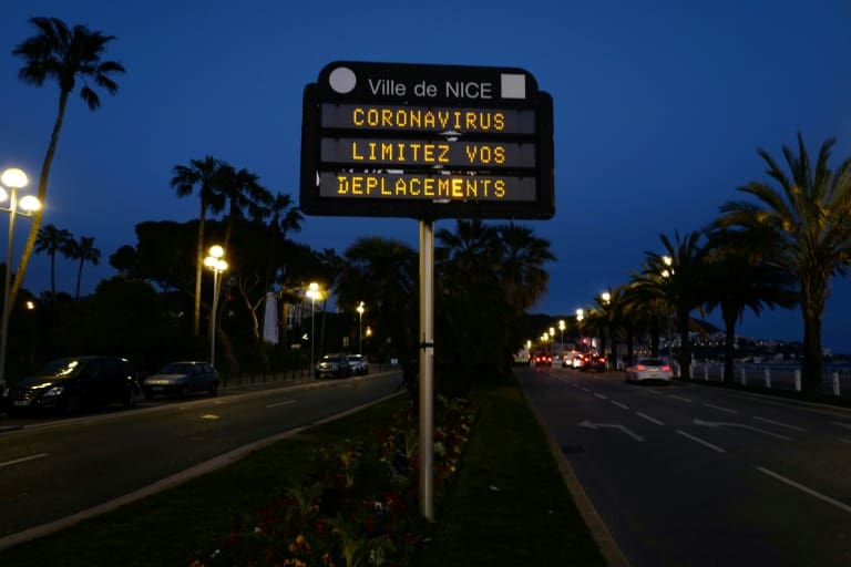 France : confinement inédit suite au discours de Macron, 100.000 policiers et gendarmes pour contrôler les rues