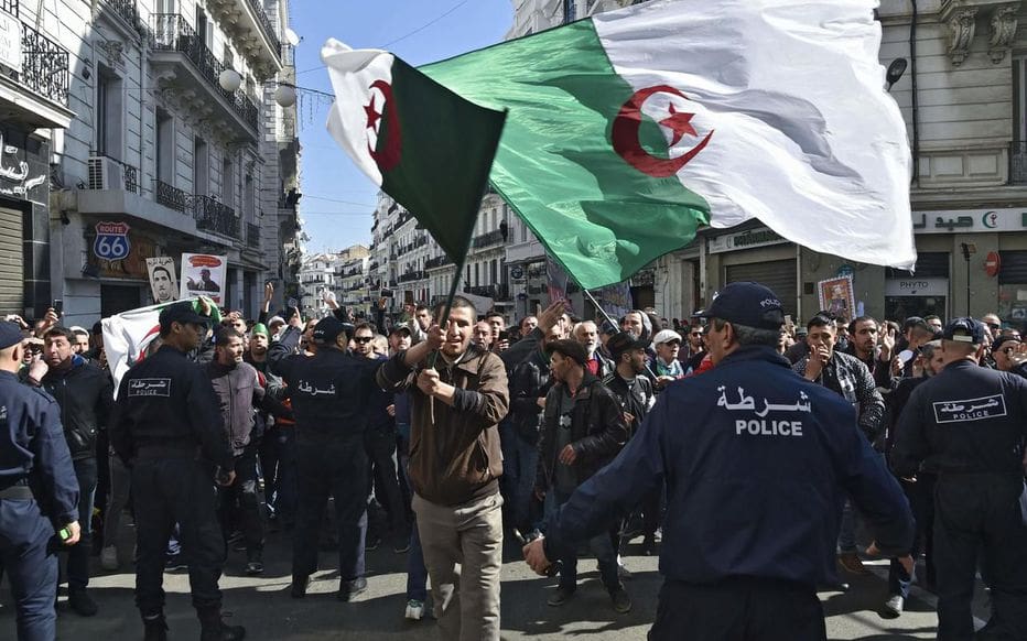 Algérie : une dizaine d’interpellations lors de la répression d’une manifestation antirégime
