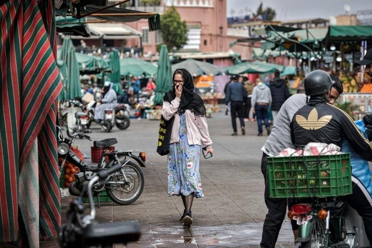 Le coronavirus éprouve les travailleurs précaires du Maghreb