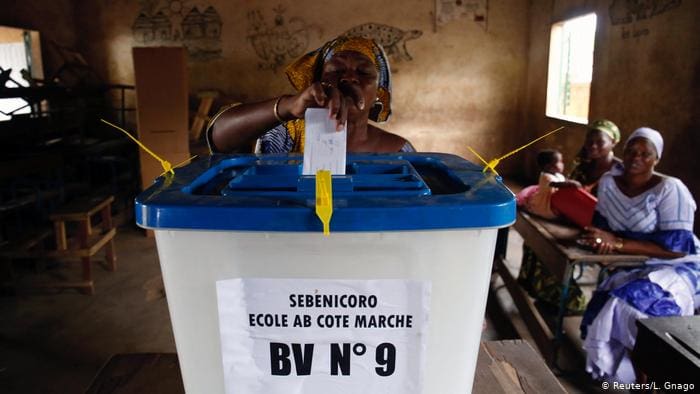 Mali : le parti présidentiel arrive en tête des législatives, sans majorité absolue