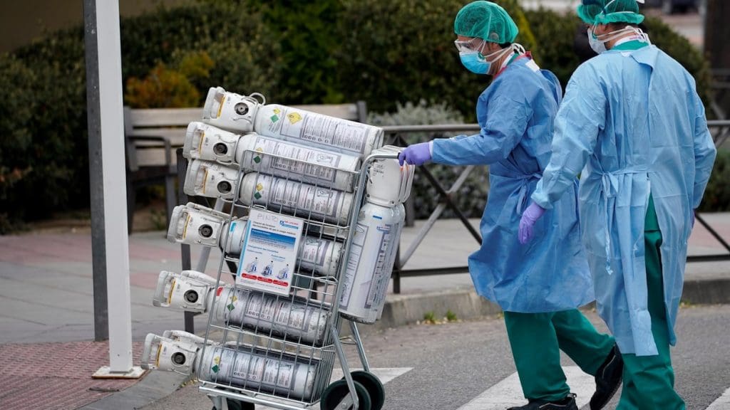 Les «routes de la soie» chinoises de la santé ne sont pas désintéressées